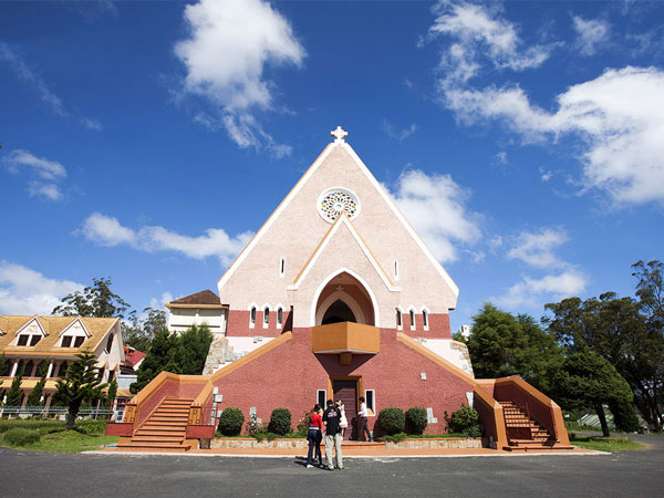 nhà thờ domaine de marie